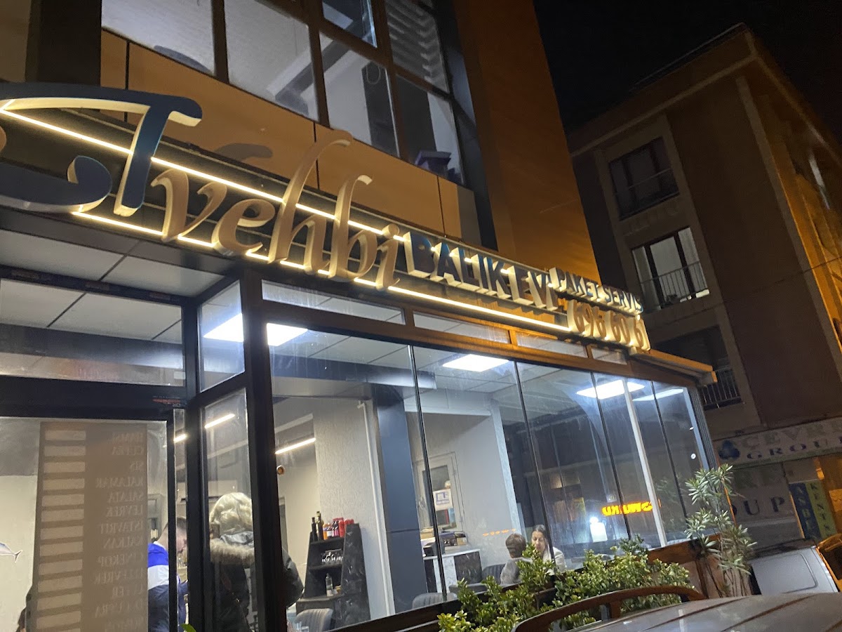 Vehbi Usta Balık Evi